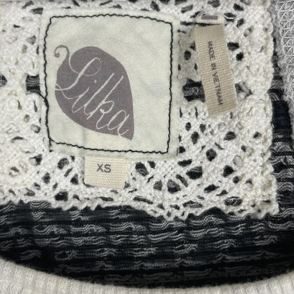 Anthro Lilka Geometric Print Swing Flare Long Sleeve Crew Neck Sweater Shirt Top - Picture 7 of 8